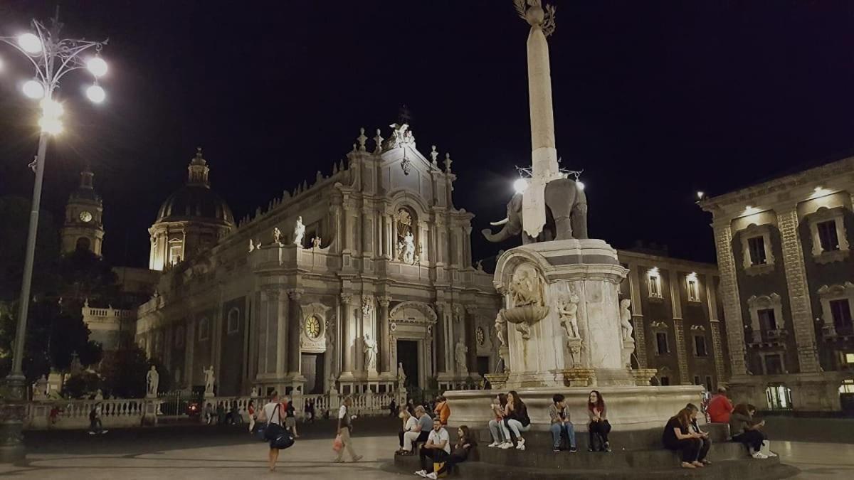 Casa Ferdinandea Apartment Catania Bagian luar foto