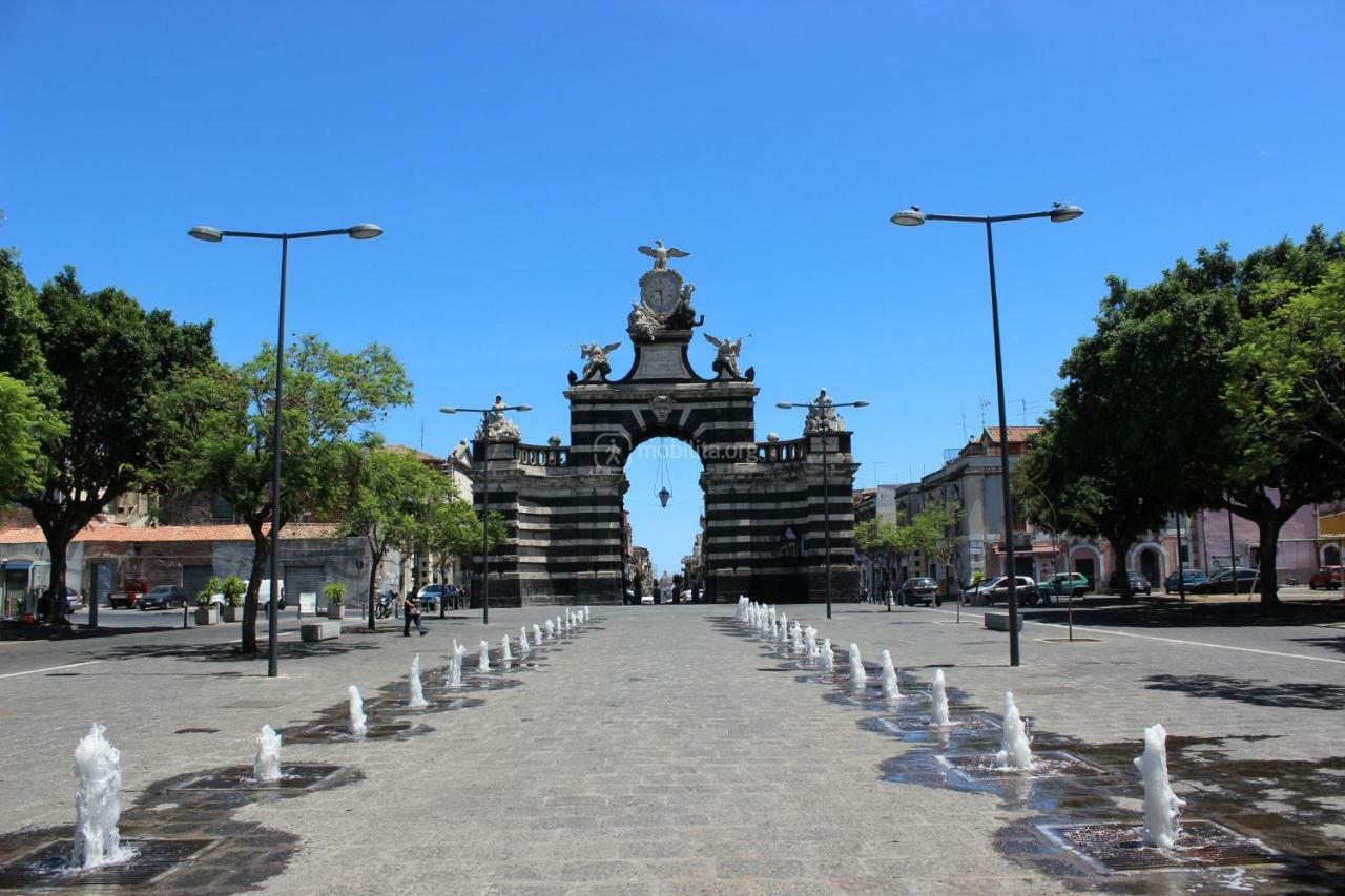 Casa Ferdinandea Apartment Catania Bagian luar foto